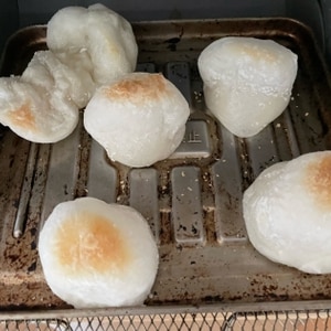 トースターで簡単で美味しいお餅の焼き方